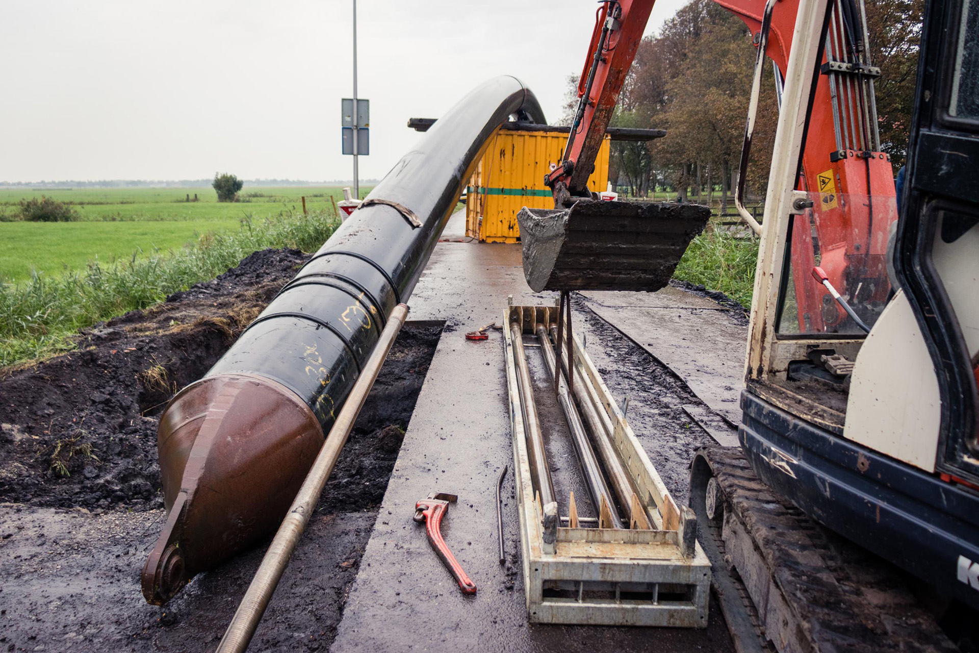 Contractors and Infratructure